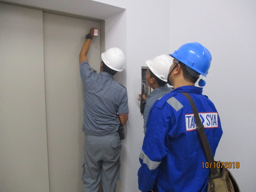 Inspeksi Lift Penumpang 7 Riksa Uji K3 Lift Penumpang PT. Cipta Mas Jaya