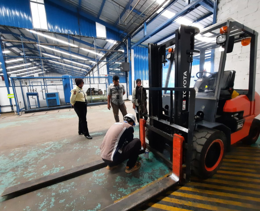 13 Jasa Inspeksi K3 PJK3 Riksa Uji PT. Cipta Mas Jaya Pesawat Angkat Angkut Forklift