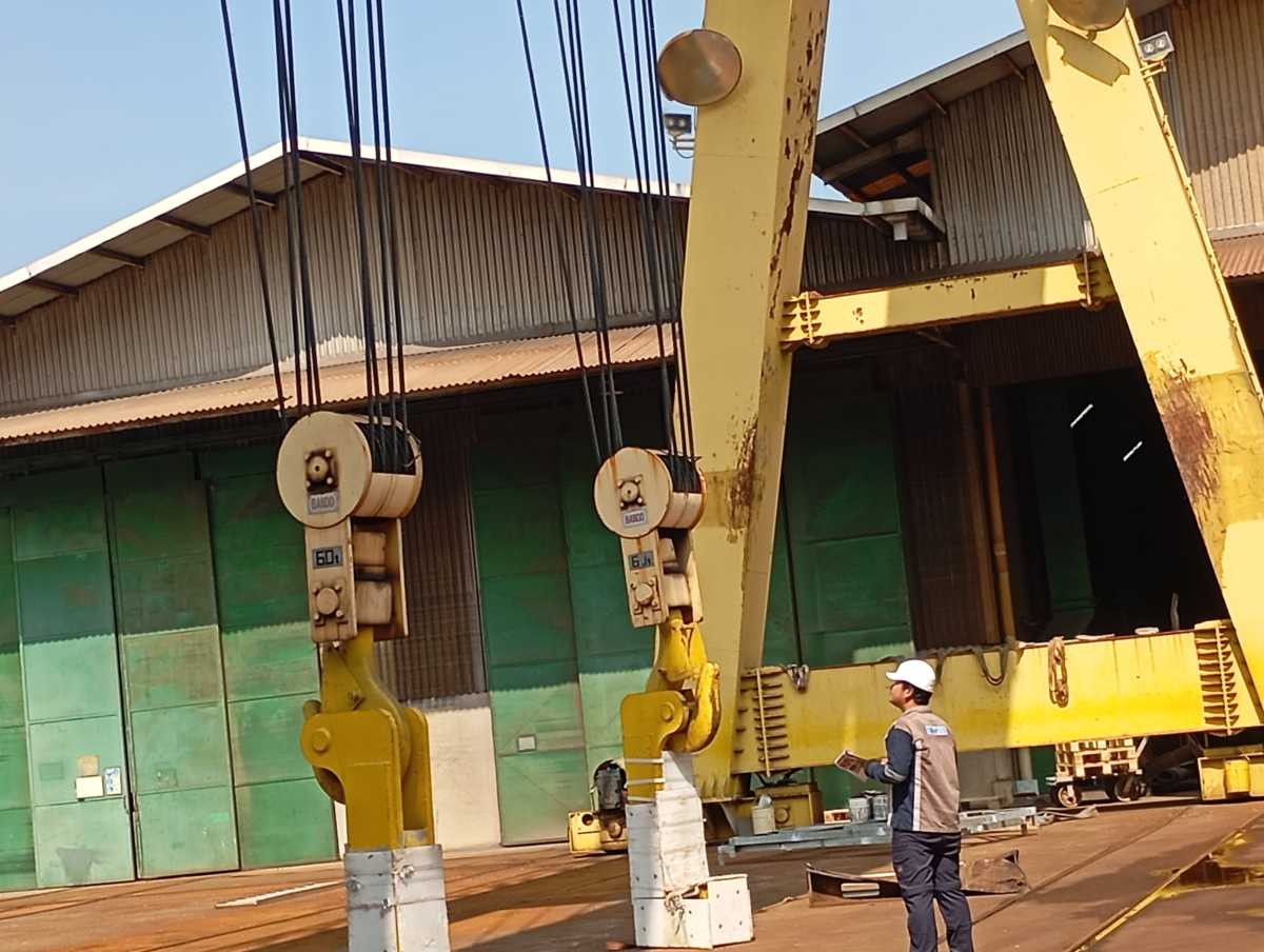 Riksa Uji Gantri Crane 1 Riksa Uji Gantry Crane