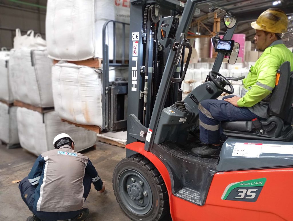 PJK3 Serang 2 PJK3 Serang merupakan mitra penting industri dalam memastikan keselamatan dan kesehatan kerja, mendukung produktivitas, serta mematuhi standar regulasi di kawasan industri Serang.