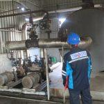 Riksa uji reboiler adalah proses kritis yang memastikan keamanan dan efisiensi alat penukar panas dalam industri, mencegah kecelakaan serta meningkatkan produktivitas operasional.