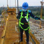 Jasa inspeksi K3 adalah layanan profesional yang bertujuan untuk menilai dan memastikan bahwa lingkungan kerja memenuhi standar keselamatan dan kesehatan yang berlaku. Layanan ini melibatkan pemeriksaan mendetail terhadap peralatan, prosedur kerja, dan kondisi tempat kerja untuk mengidentifikasi potensi risiko dan bahaya yang dapat mengancam keselamatan pekerja. Melalui jasa ini, perusahaan dapat mengelola risiko secara proaktif dan meningkatkan kepatuhan terhadap regulasi K3.