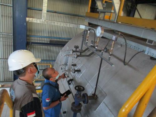 Riksa Uji Boiler 3 Riksa Uji Boiler adalah langkah-langkah teknis yang dilakukan untuk mengevaluasi kondisi fisik dan fungsional boiler, terutama pada komponen yang terpapar tekanan dan suhu tinggi.
