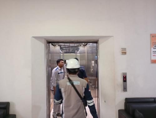 Riksa Uji Bed Lift Rumah Sakit