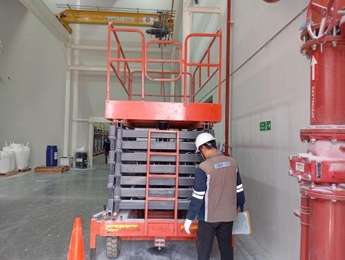 Jenis Jenis Scissor Lift 4 Jenis-jenis scissor lift di lokasi kerja konstruksi