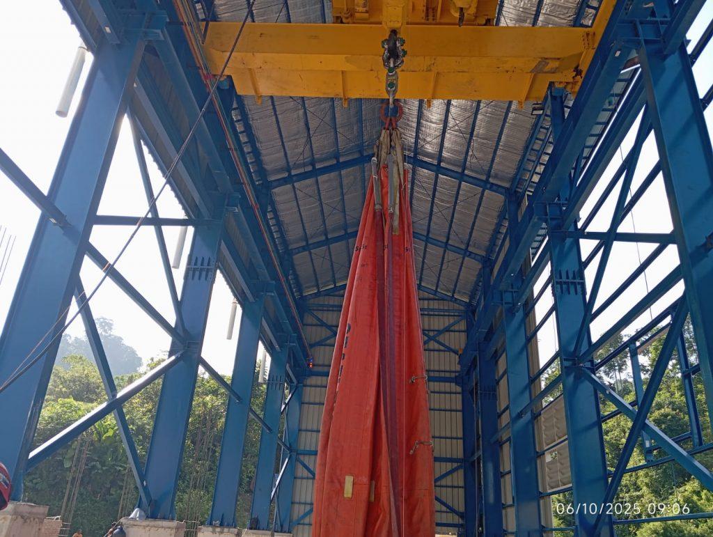 Sewa Water Bag 6 Sewa Water Bag adalah layanan pengadaan beban uji berbasis air yang digunakan dalam proses load test untuk crane, davit, dan alat pengangkat lainnya. Water bag memberikan kemudahan dalam pengaturan beban secara bertahap dan presisi.