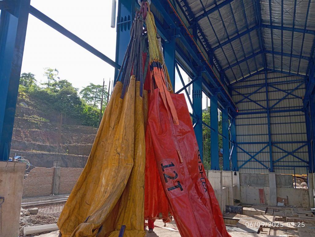 Water Bag untuk Load Test adalah pilihan populer dalam pengujian beban karena ringan saat kosong dan mudah dipindahkan ke lokasi kerja.